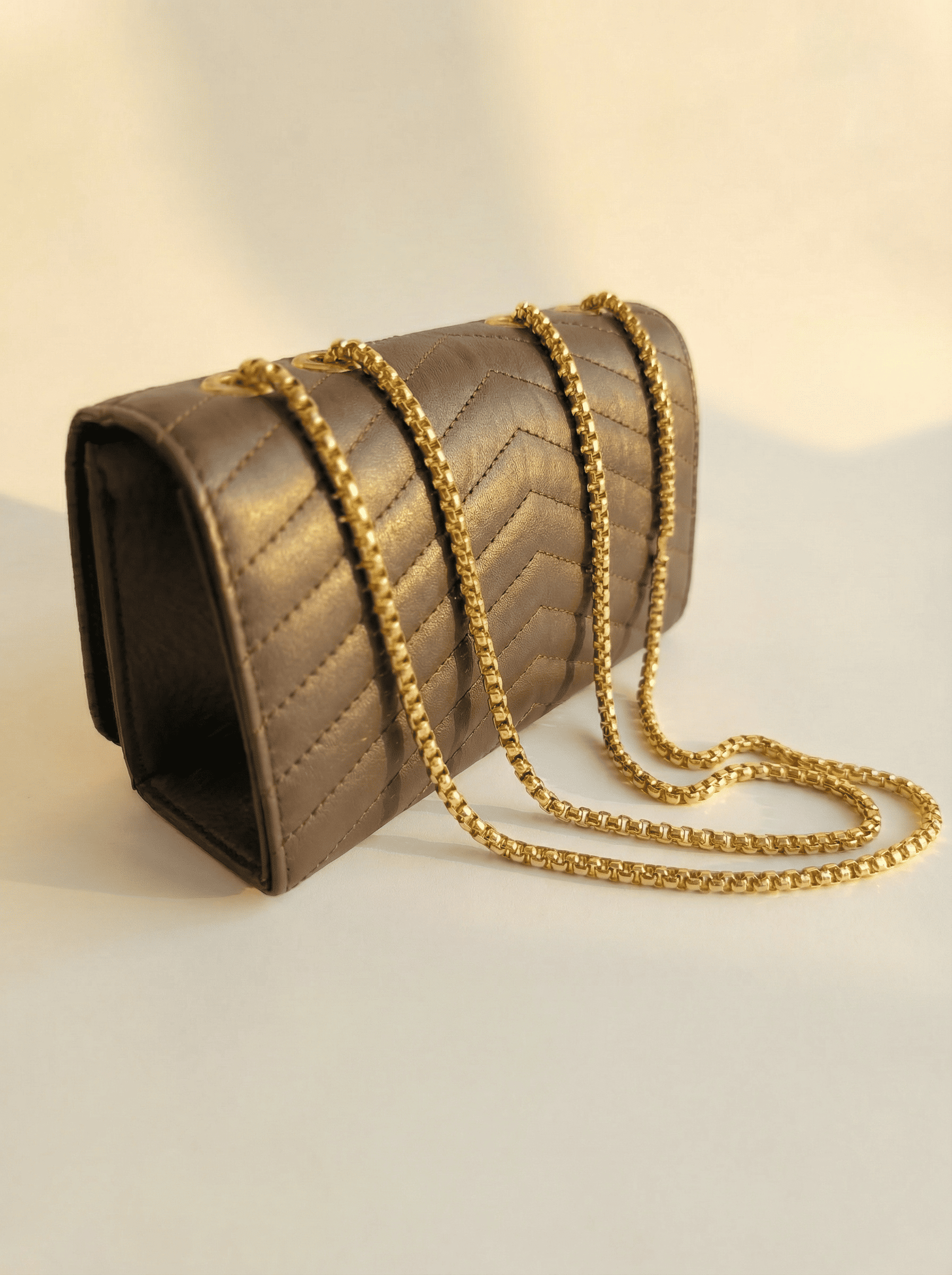 Şehir Efsanesi İkonik Logolu Siyah Omuz Çantası