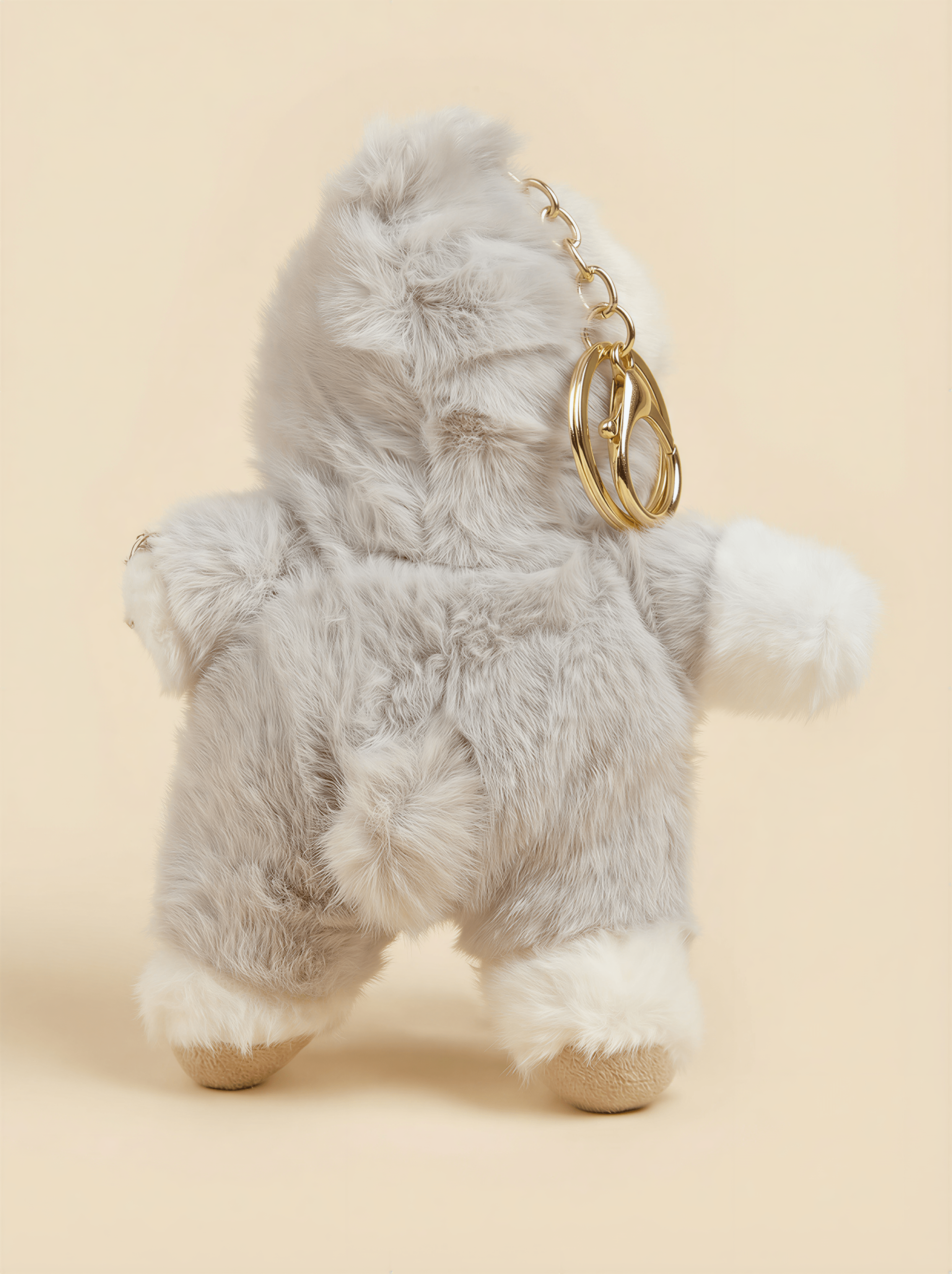 Gri Tulumlu ve Mandalina Şapkalı Pofuduk Ayı