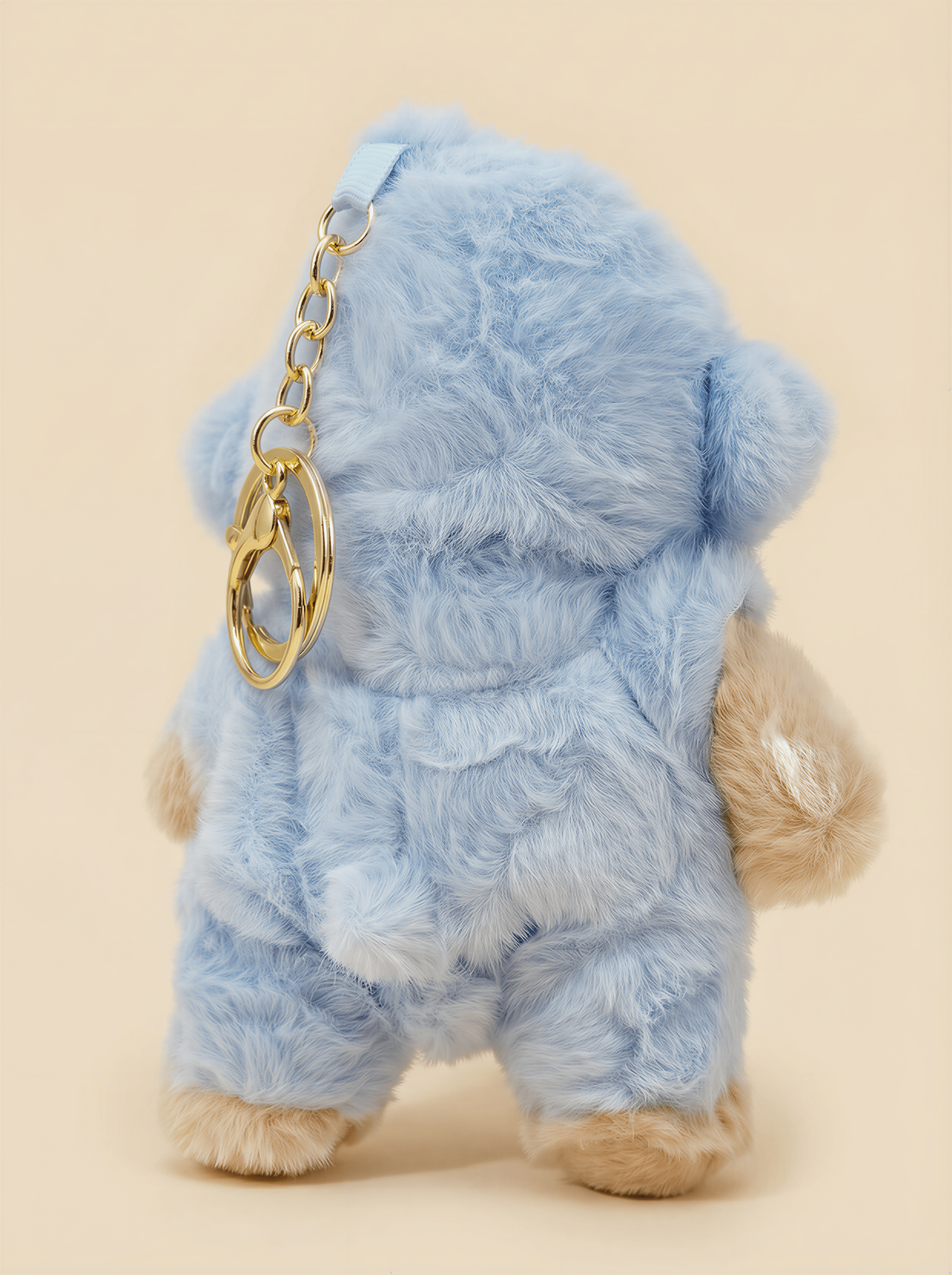 Köpekbalığı Kostümlü Pofuduk Ayı